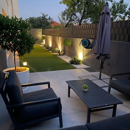 Apartment Oris, Private Parking, Garden Zadar Exterior photo