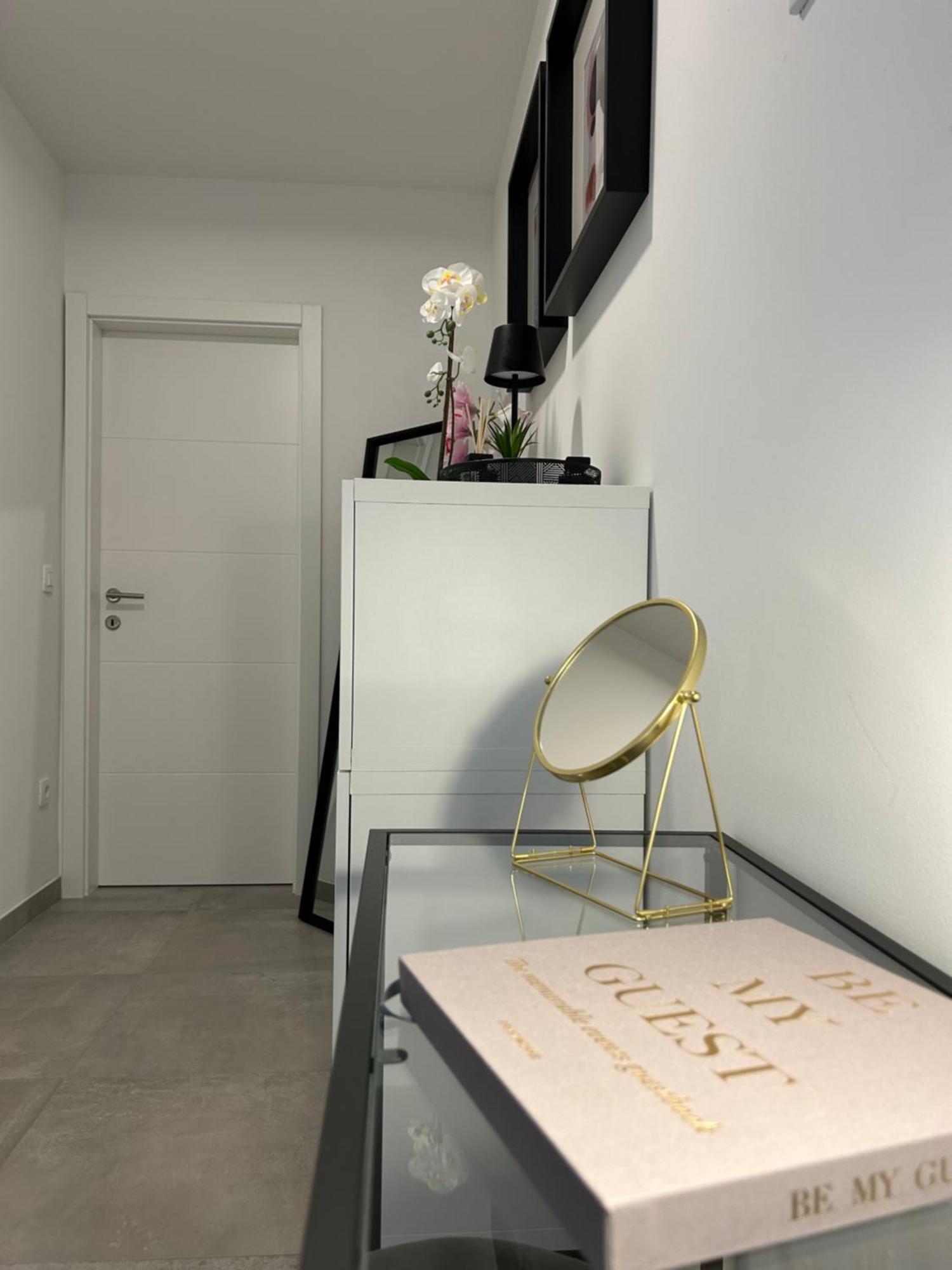 Apartment Oris, Private Parking, Garden Zadar Exterior photo