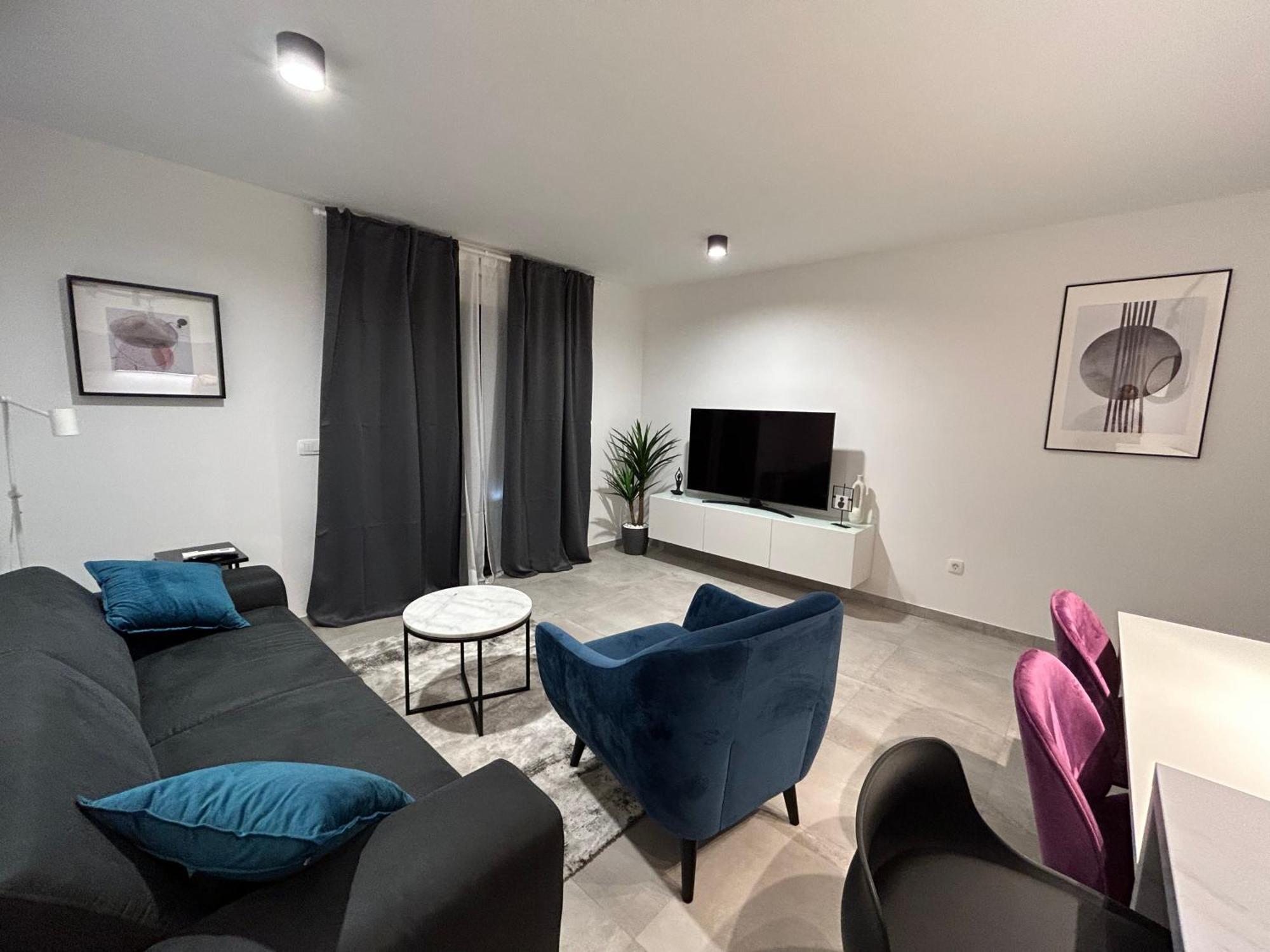 Apartment Oris, Private Parking, Garden Zadar Exterior photo