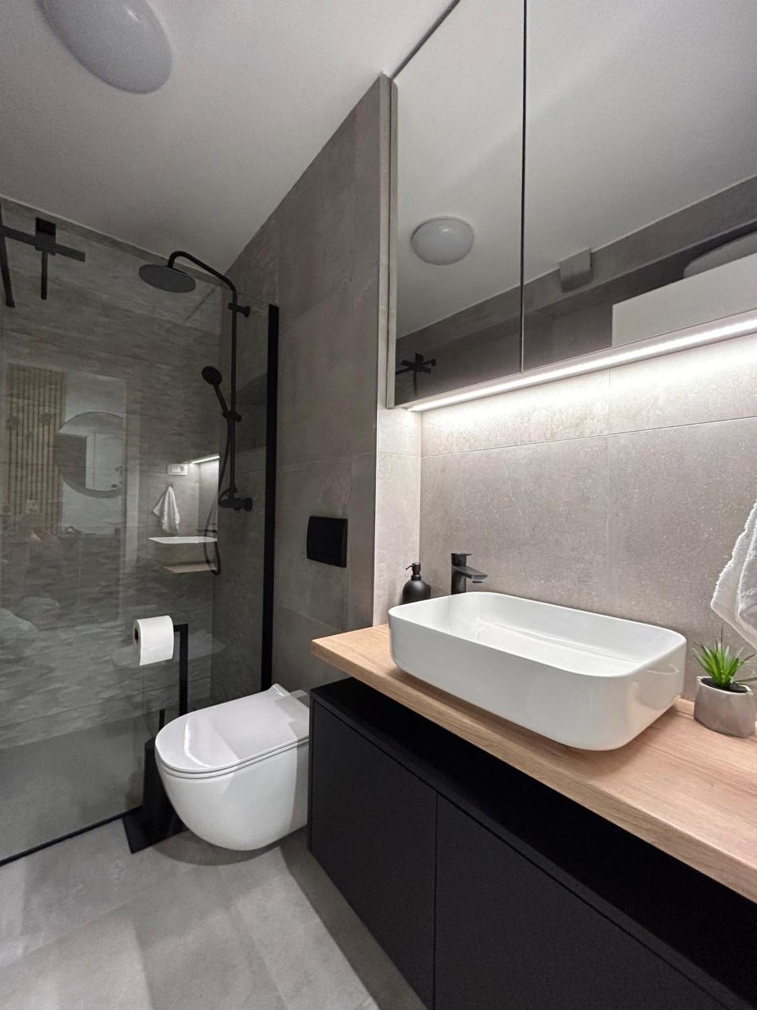 Apartment Oris, Private Parking, Garden Zadar Exterior photo